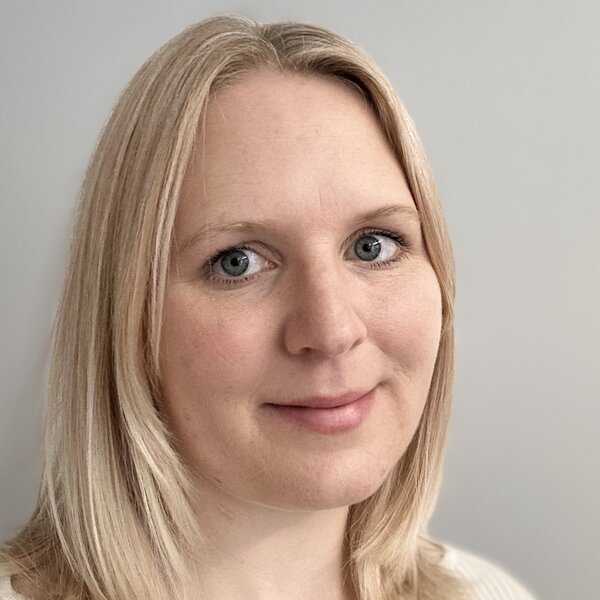 Dr. Ingrid Jakobsen