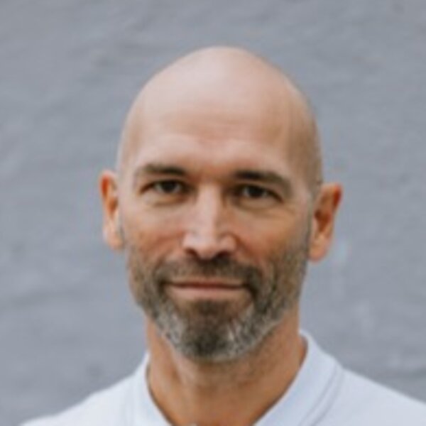 Dr. Tony Bakkejord